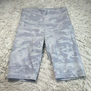 Lululemon Wunder Under Short 10" *Ribbed Incognito Camo Jacquard Alpine White